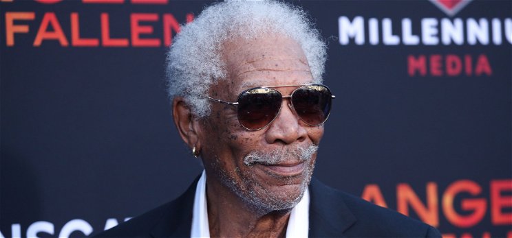 Morgan Freeman végre nem titkolja tovább, hogy miért hord fülbevalót