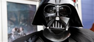 Döbbenet: Darth Vader szobor van egy 1912-ben megnyílt templomban, 67 évvel a Csillagok háborúja előtt épült a katedrális, mégis logikus magyarázat van a sötét nagyúr jelenlétére