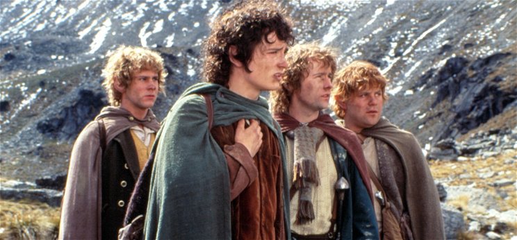 Döbbenetes nosztalgia: A Gyűrűk Ura-trilógia 4 hobbitja 21 év után összeállt egy közös fotóra, így változtak meg a Megye nagymenői