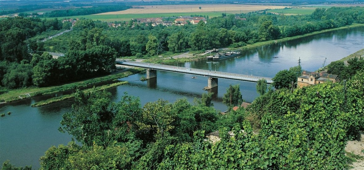 Egy európai folyónak annyira alacsony a vízállása, hogy 400 éve nem látott, félelmetes dolog bukkant elő belőle