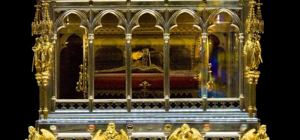 Szent István sírjából nemcsak a Szent Jobbot emelték ki – ezt a döbbenetes tényt csak kevesen tudják