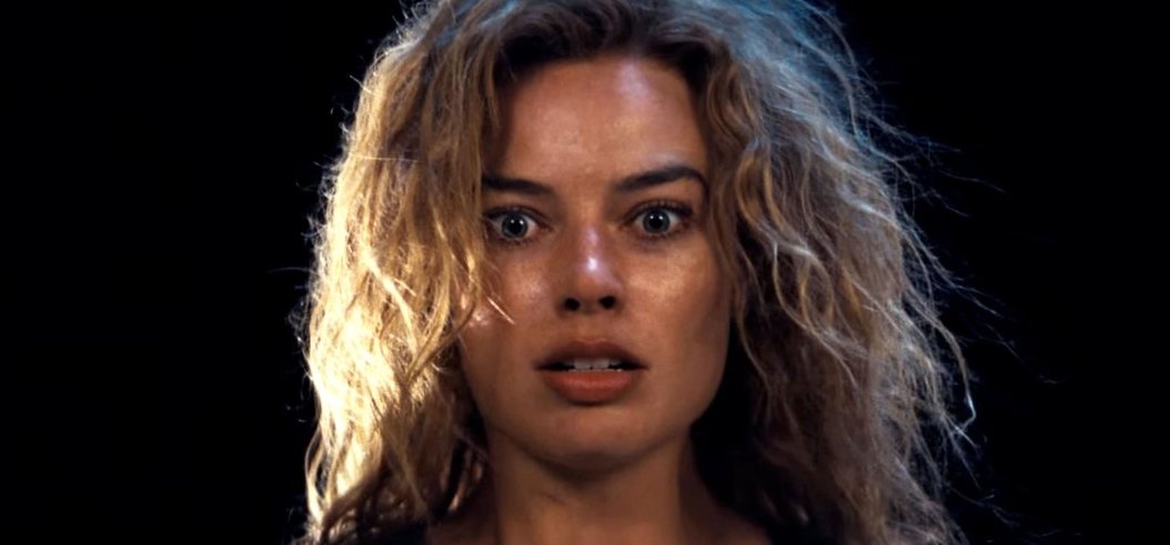 Margot Robbie bekokózik, Brad Pitt pedig leesik egy balkonról a Babylon magyar előzetesében