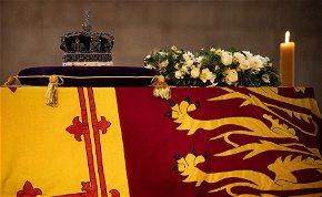Rendkívüli műsorváltozás lesz II. Erzsébet temetése miatt ezen a magyar csatornán