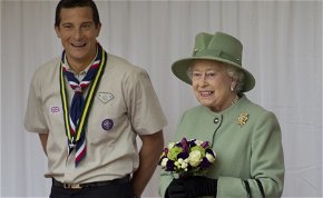 Hogy tehetett ilyet? II. Erzsébet királynő temetéséről izléstelen képet posztolt Bear Grylls, most erről beszél a fél világ