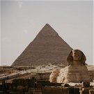 Döbbenetes dolgot találtak Egyiptomban, rejtett ajtónyílások vezetnek a föld alá a piramisok földjén