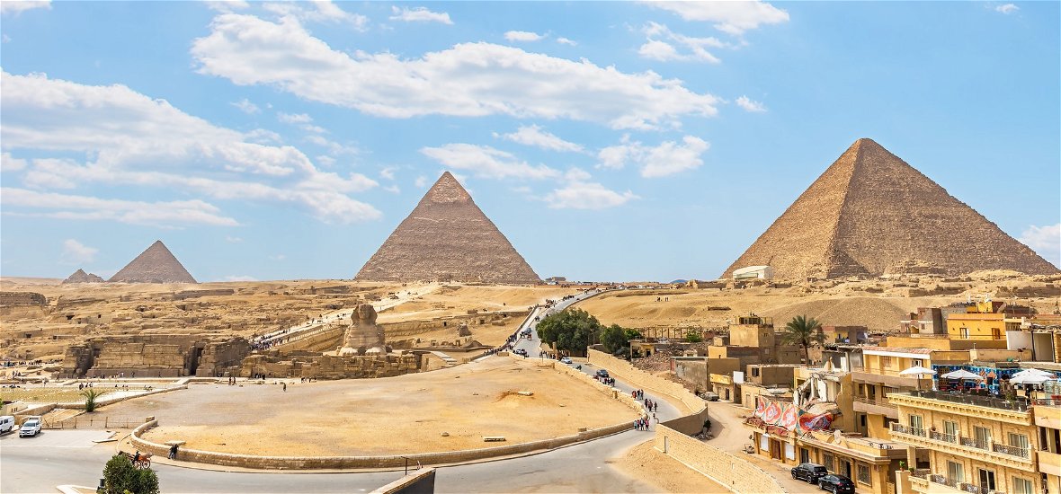 Elképesztő elmélet született a három nagy egyiptomi piramisról, valami döbbenetes épülhetett mellettük