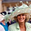 A brit királyi család modernizálódik, Kamilla királyné nem viszi tovább a hagyományokat