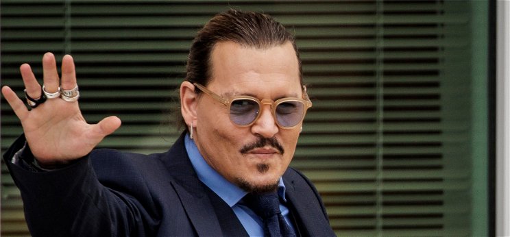 Sokkoló átalakulás: Johnny Depp arcával valami nem stimmel, rá sem ismerni már A Karib-tenger kalózai sztárjára