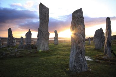 Döbbenetes ókori lelet: embereket temettek az Északi Stonehenge kövei alá