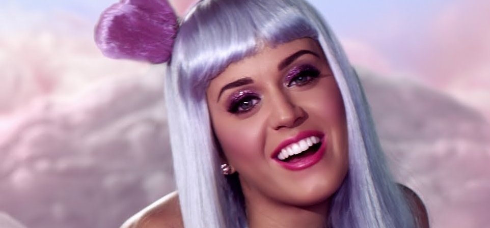 Mi történhetett Katy Perry szemével? Milliók találgatnak