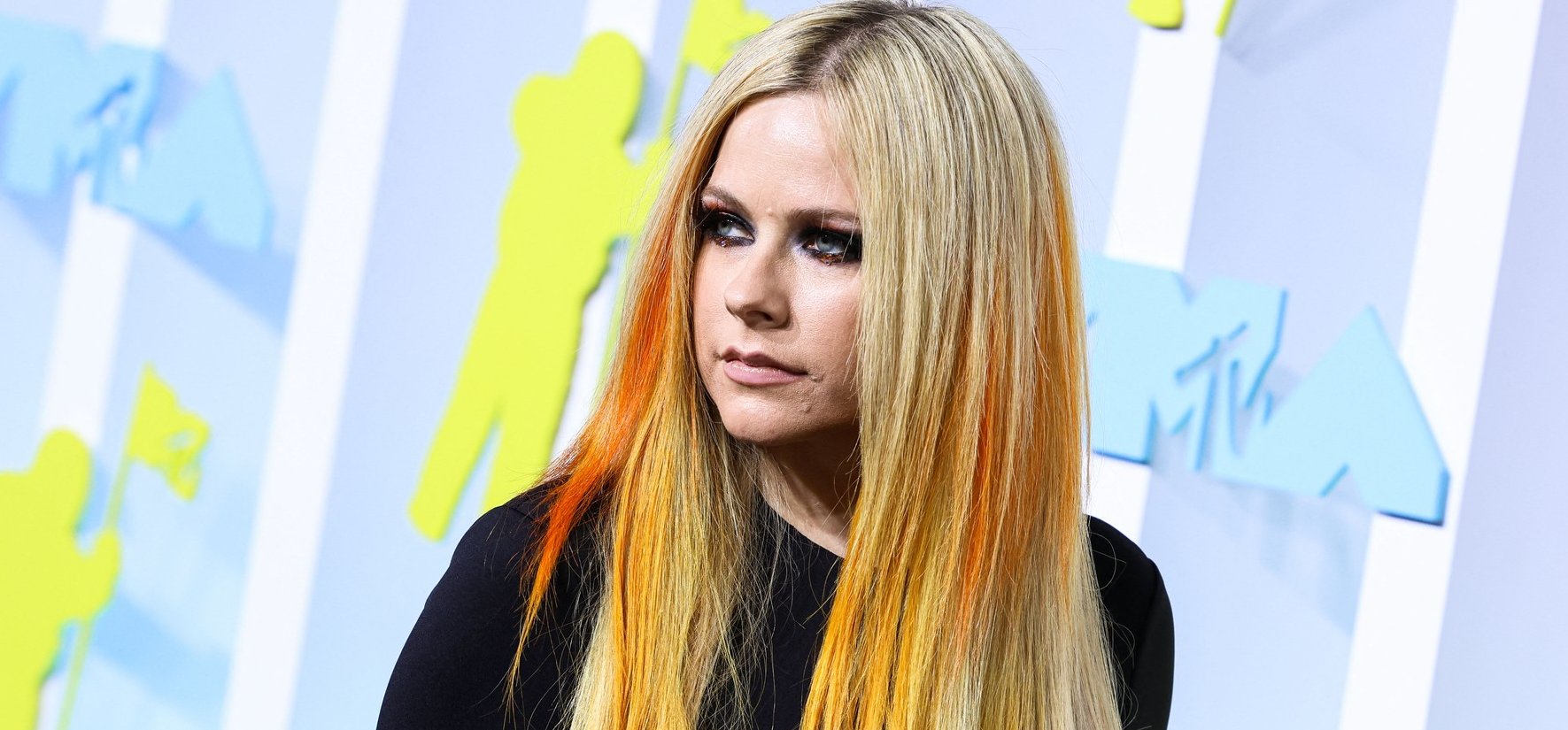 Avril Lavigne és Yungblud együtt mentek be a vécébe, és bitang őrült dolgot csináltak