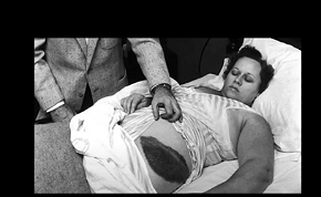 Egy földön túli idegen tárgy csapódott egy nőbe alvás közben Alabamában, fénykép is készült róla