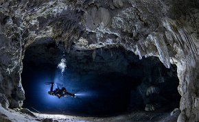 Hátborzongató dolgot találtak egy vízalatti barlang mélyén a búvárok, azonnal visszafordultak
