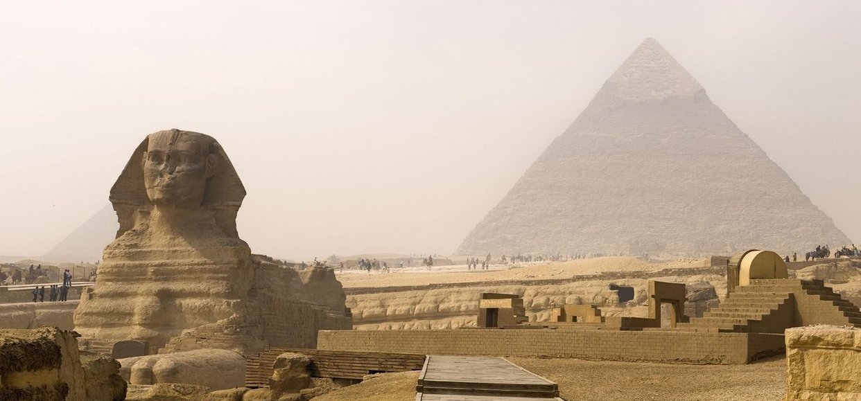 Létezik egy brutális méretű fekete piramis Egyiptomban, amely minden titokra választ adhat? A legenda a 18. században kapott szárnyra, Frederic Norden volt az elindítója