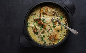 Főzz krémes toszkán csirkeragut – szexi olasz vacsora 15 perc alatt