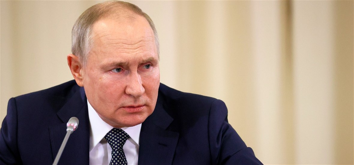 Putyin elszabadult hajóágyúvá vált, a jelek szerint nagy honvédő háborúra készülődhet
