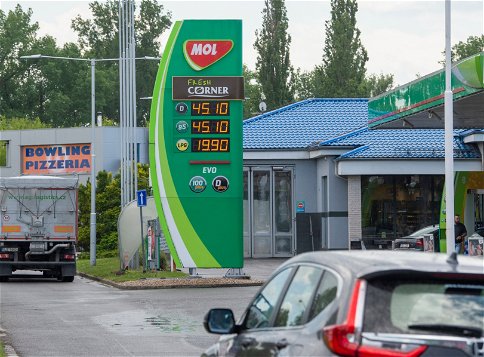 Felzúdulás: napi 160 ezer liter üzemanyagot szállít a Mol Ukrajnába? A társaság reagált a pletykákra