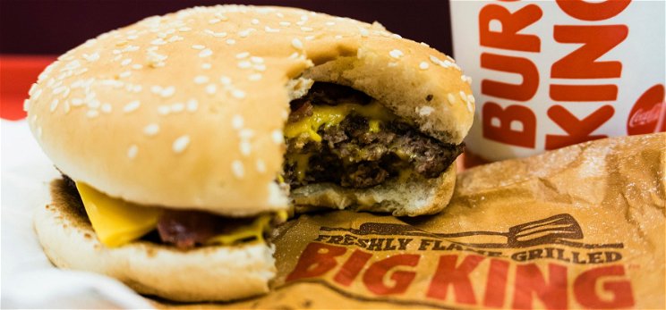 A Burger King és a KFC is fennakadtak a rostán, komoly hibát talált náluk a Gazdasági Versenyhivatal