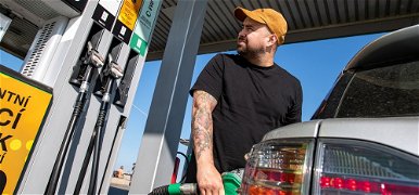 Kegyetlen változás a benzinkutakon - minden magyar autóst érint 