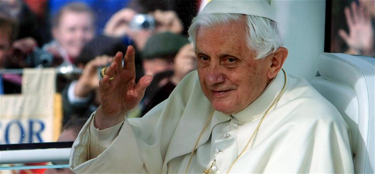 Elhunyt XVI. Benedek nyugalmazott pápa, a Szent Péter-bazilikában helyezik el a holttestét
