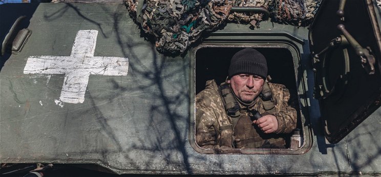 Elképesztő felvételek kerültek elő az ukrán orvosokról, akik a háború közepén dolgoznak