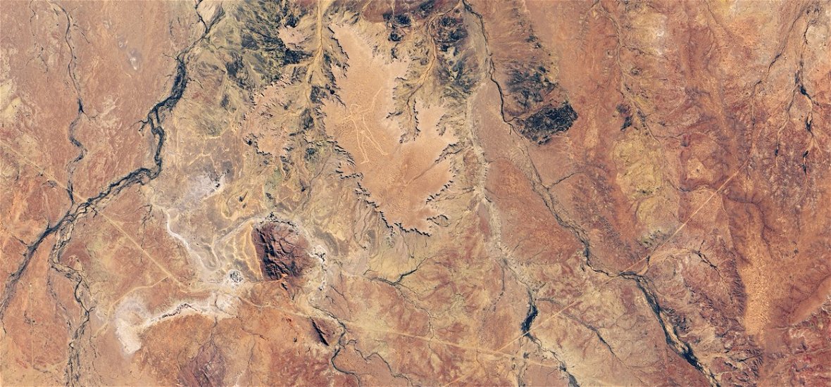 Algo gigantesco ha sido encontrado en medio del desierto en Australia, la vista te impactará