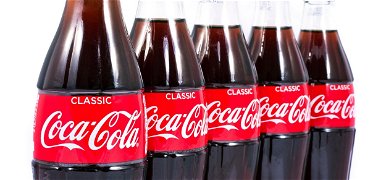 Miért ilyen fura a Coca-Cola palackjának az alakja? Sok magyarnak leesik majd az álla is az igazságtól