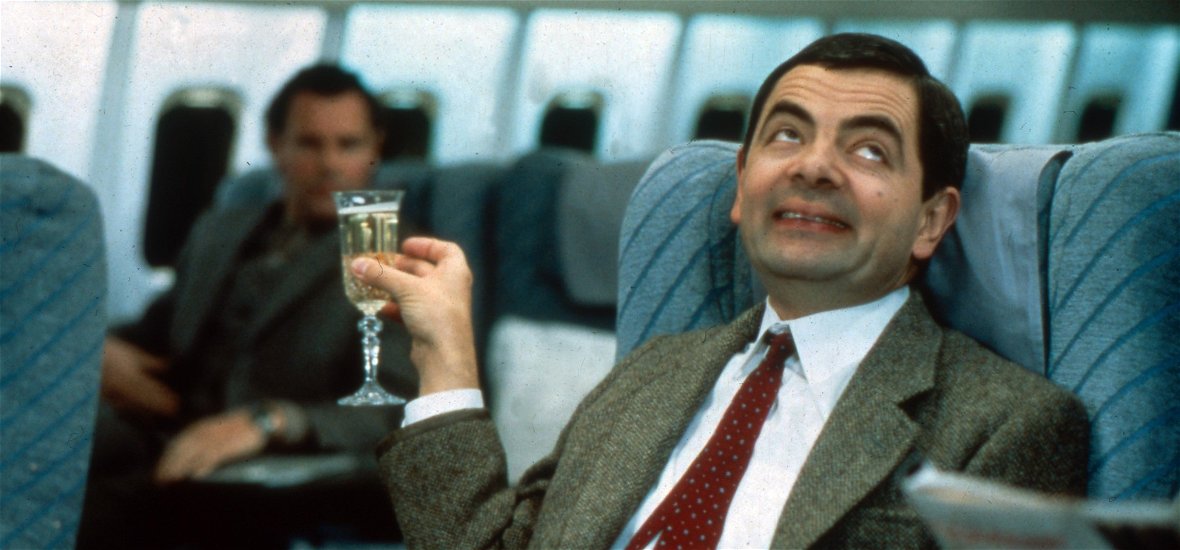 There is speculation all over the world about the true profession of Mr. Bean, although there is no clear reference to this 26-year-old’s exposed secret.