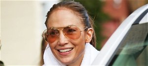 Mind-blowing striptease video: Jennifer Lopez just dropped her outfit at the age of 53, here's the video, we can see her curvaceous butt in white panties