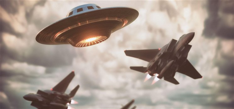 Valóban egy UFO-t szállítottak az 51-es körzetnél? Rengetegen elemezték ki a TikTok-os felvételt