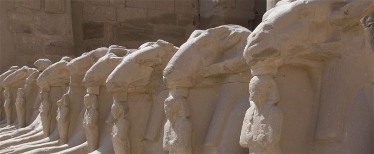 Döbbenetes felfedezés Egyiptomban: a régészek nem hittek a szemüknek, mikor feltárták az ókori templomot