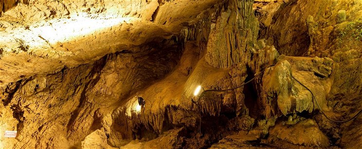 Rejtélyes ősi tárgy borzolja a magyarok idegeit: földönkívüli lelet, vagy csak ügyes átverés a barlangban talált szuperkocka? 