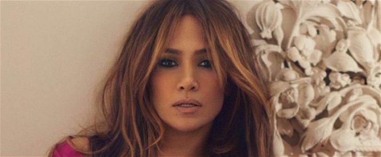 Jennifer Lopez teljesen átlátszó bugyija olyan feltűnő egy helyen, minden férfi szeme azonnal csak erre a pontra néz