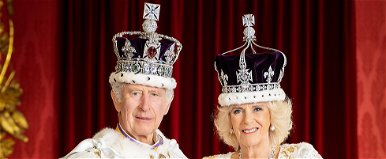 Sosem látott videó került elő III. Károly koronázásáról, lelepleződött a brit királyi család legifjabb mókamestere