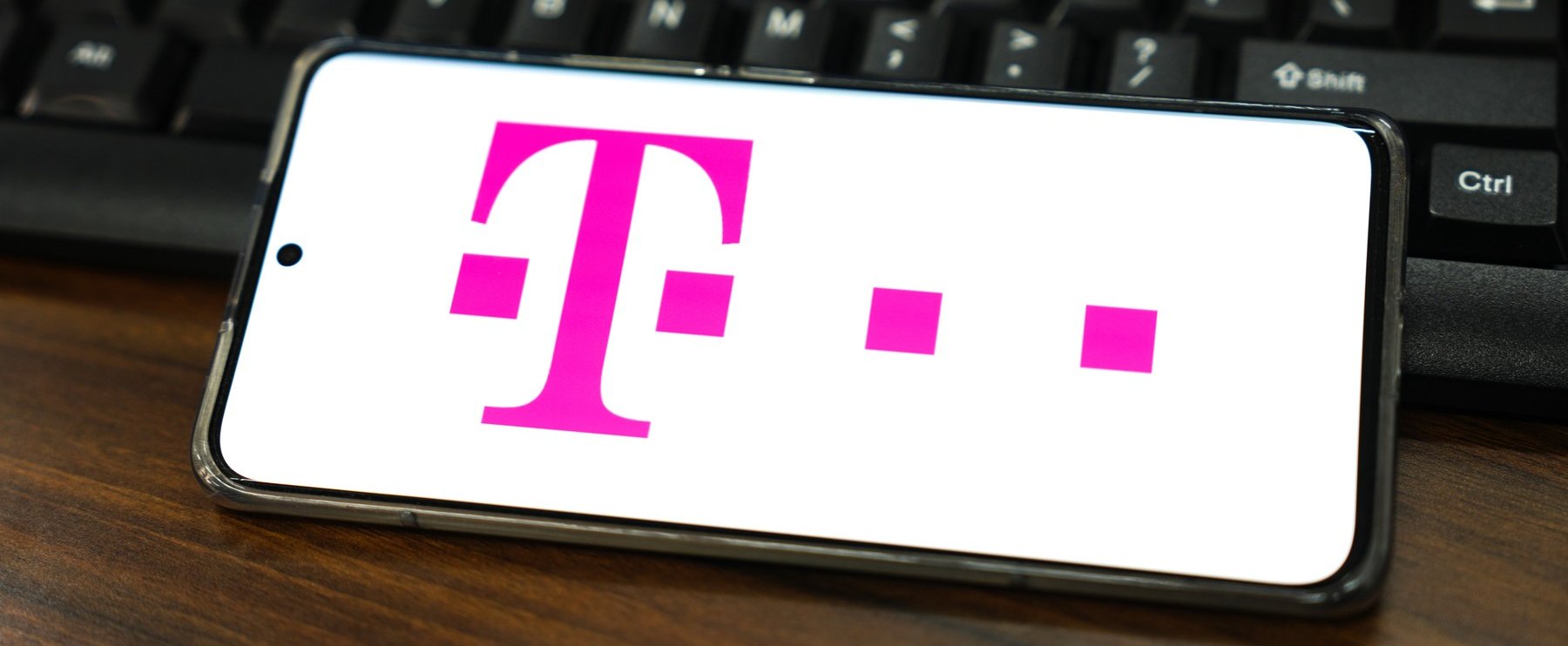 A Telekom csak lehúzza az embert - dühös ügyfelek beszámolója