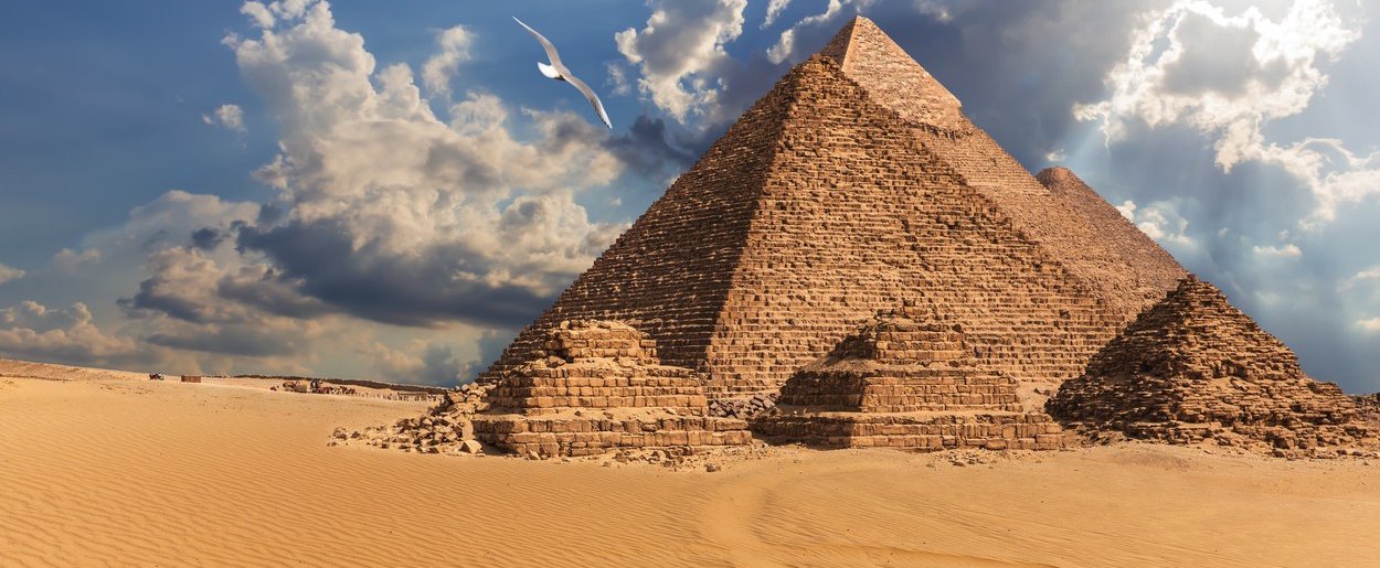 Here is the shocking truth about the Egyptian pyramids, a video posted on the Internet that will completely change your thinking