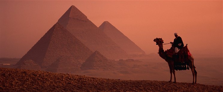 Felfoghatatlanul óriási dolgot találtak Egyiptomban a sivatag mélyén, a látványa is sokkoló