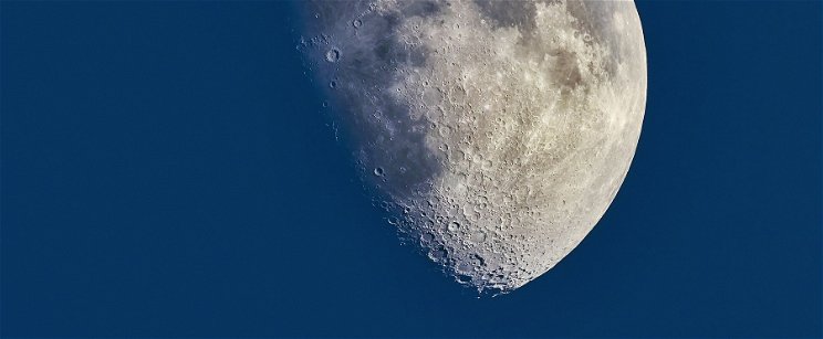Döbbenetes felfedezés a Hold felszíne alatt, a tudósok köpni-nyelni nem tudtak, mikor meglátták