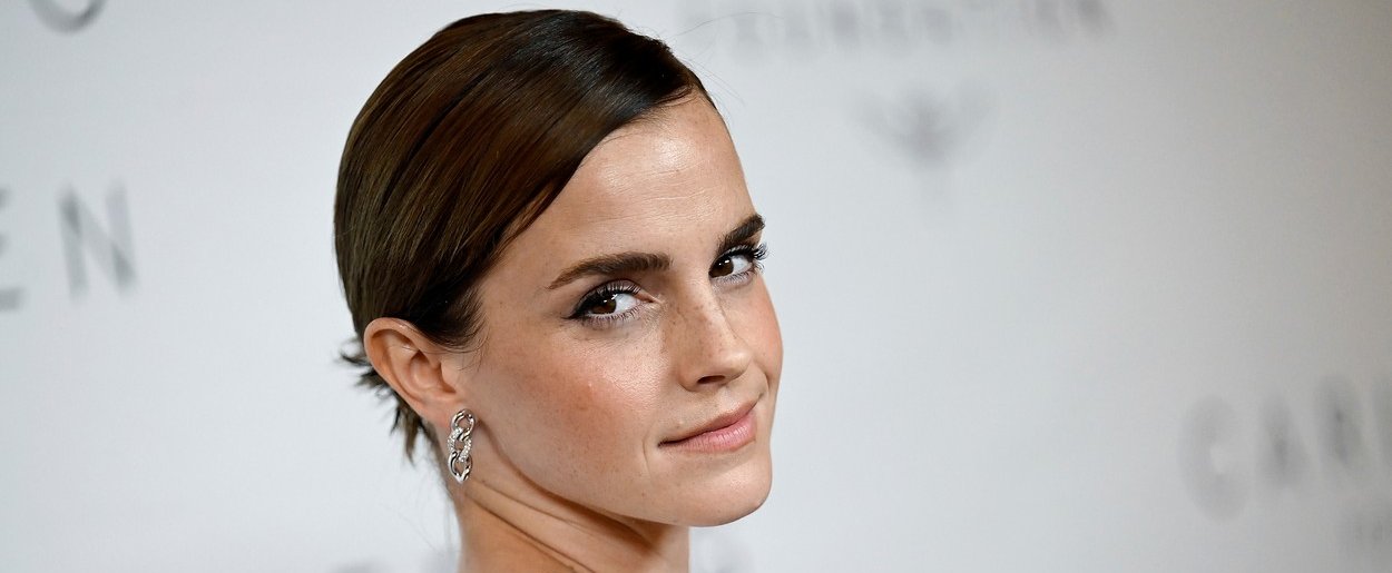 Emma Watson’s snow-white panties fluttered, and we stared at her picture for long minutes