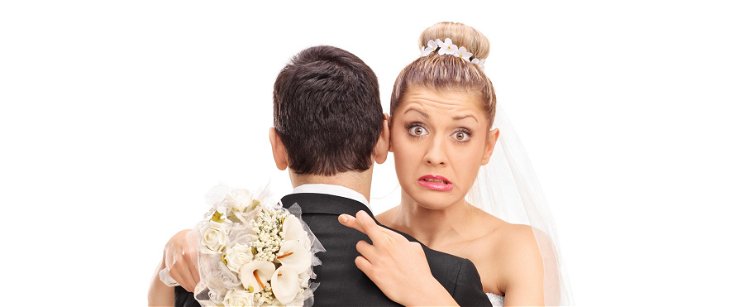 Az esküvőjükön buktatta le hűtlen menyasszonyát, a nő pereskedni akar a nyilvános megszégyenítés miatt