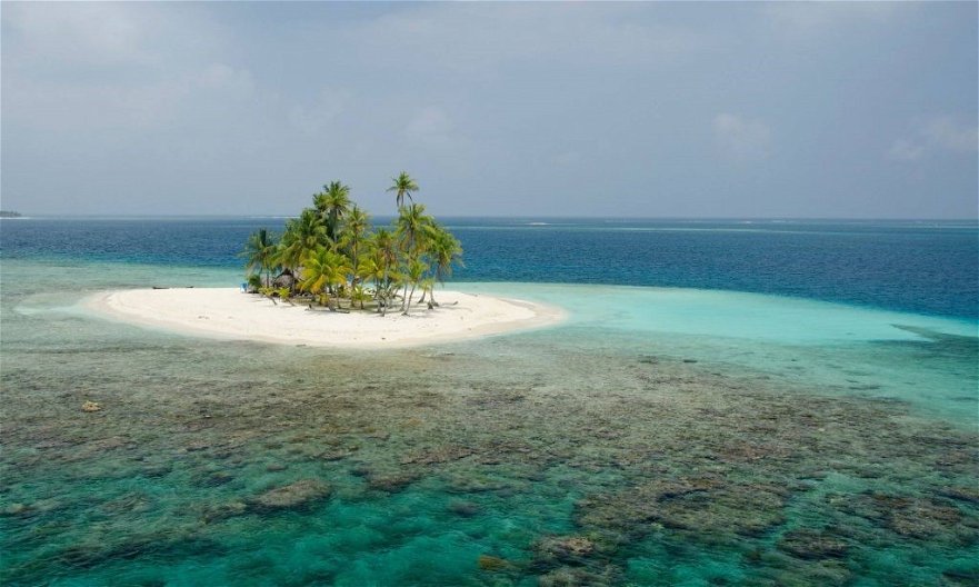 What are the secrets of the 10 most secret islands in the world?  Political prisoners have been hidden on some islands, but there are some islands where most of the birds in the world live