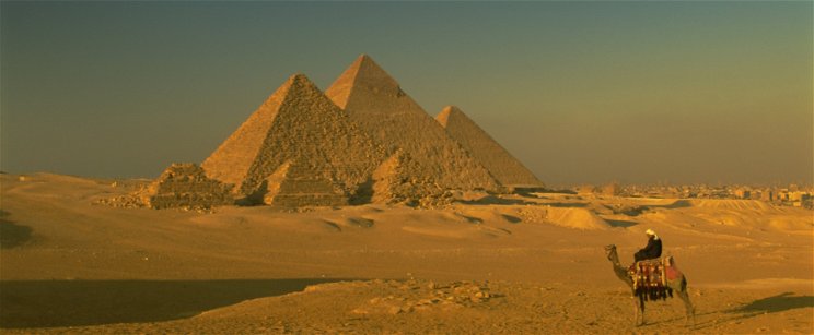 Titkos üregben rejtőzködik valami a gízai piramisban, nem tudnak belépni a tudósok