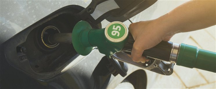 Ne siess a tankolással, szerdán megdöbbentő árak lesznek a benzinkutakon