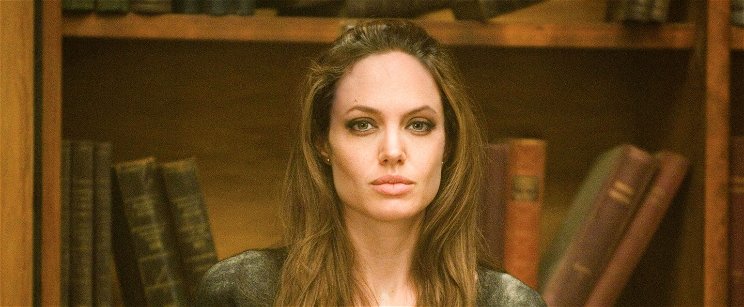 Bugyiban filmezték le Angelina Joliet, a férfiaknak azonnal kigúvadt a szemük