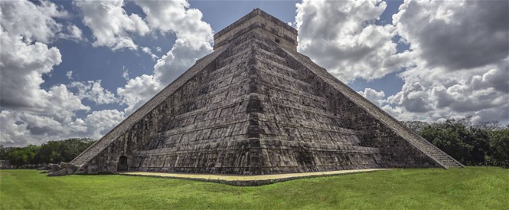 Fényárban úszó titkos átjáró nyílt meg a maja piramisban, az emberiség sosem látott még ilyet, amit az alagút mélyén felfedeztek