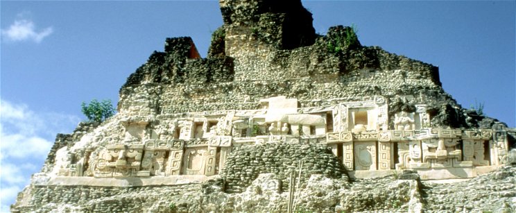 Ezeréves halálkamrát nyitottak fel a maja piramisoknál, azonnal tudták, hogy történelmi pillanat következik