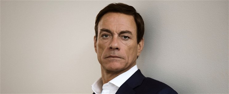 Meghökkentő jelenet a magyar tévében, átvette a műsor irányítását az izomkolosszus sztár, Jean-Claude Van Damme a kilencvenes évek legváratlanabb videójában
