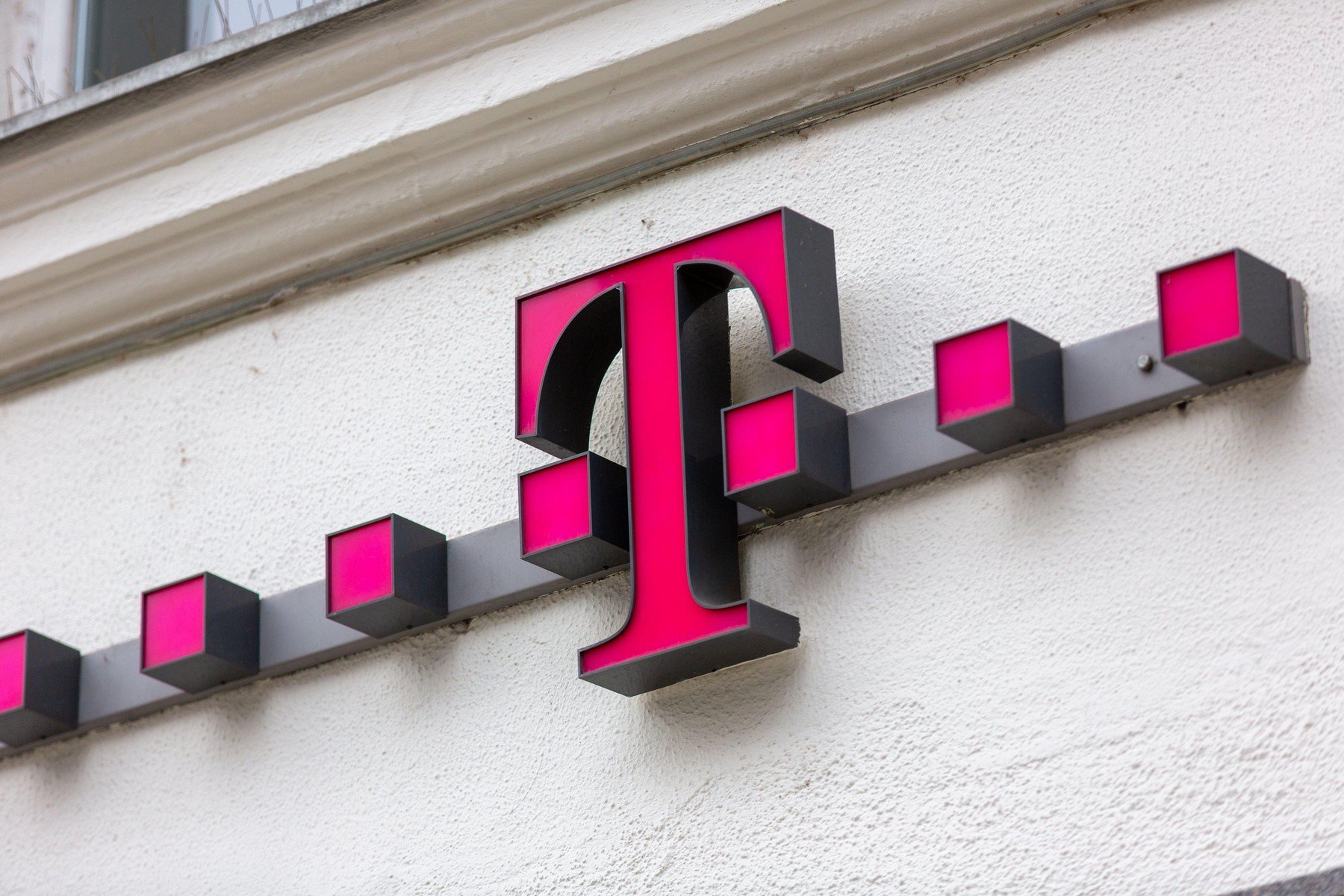 Kibabrált a Telekom az saját ügyfeleivel, legyünk résen az ilyen SMS-ekkel 