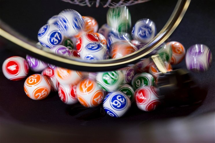 Elcsalták a lottót: így bundázták meg a sorsolást, Magyarországon viszont a játékosok mahináltak a szelvényekkel