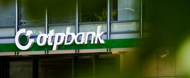 Nagy bajban a hitelesek Magyarországon, óriásit drágult az egyik legnépszerűbb banki kölcsön
